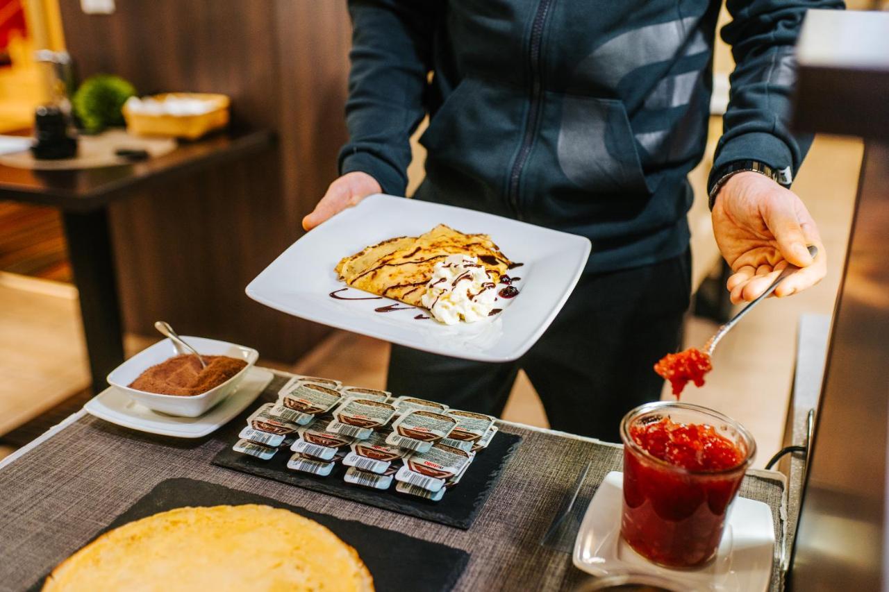 호텔 아우리스 세게드 외부 사진